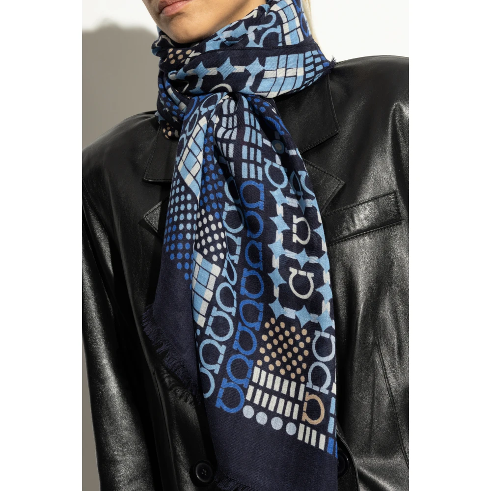 Salvatore Ferragamo Gestreepte sjaal Blue Dames