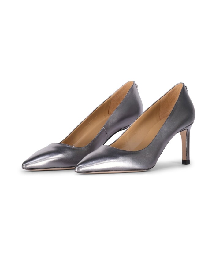 escarpins-en-cuir-a-bout-pointu