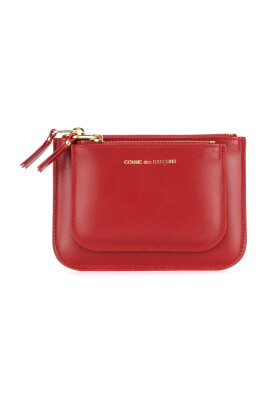 red-leather-wallet-with-golden-logo