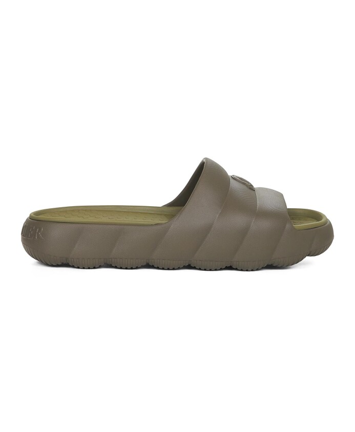 green-quilted-slip-on-sandals