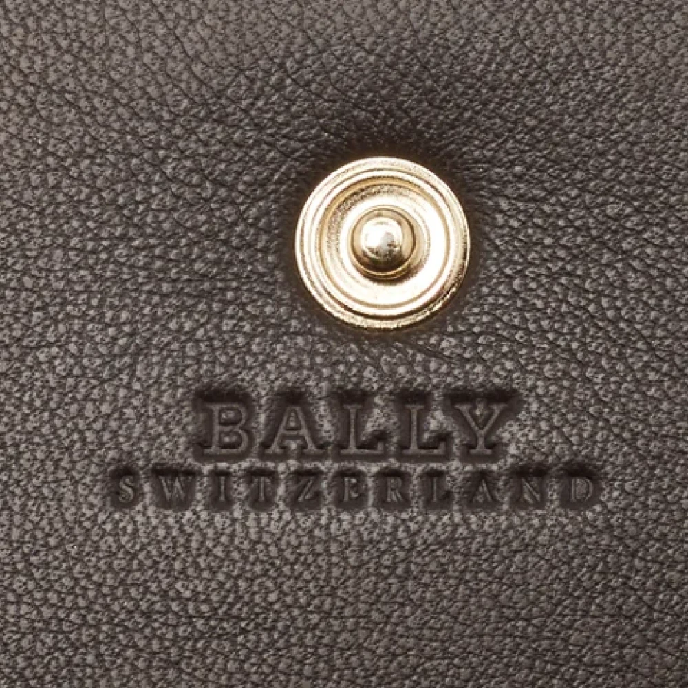 Bally Pre-owned Leather clutches Red Dames
