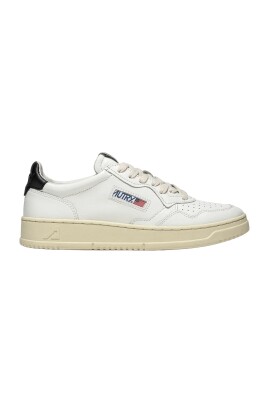 chaussures-blanches-pour-femmes