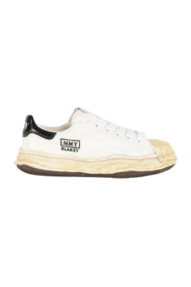 metallic-leather-sneakers-with-round-sole