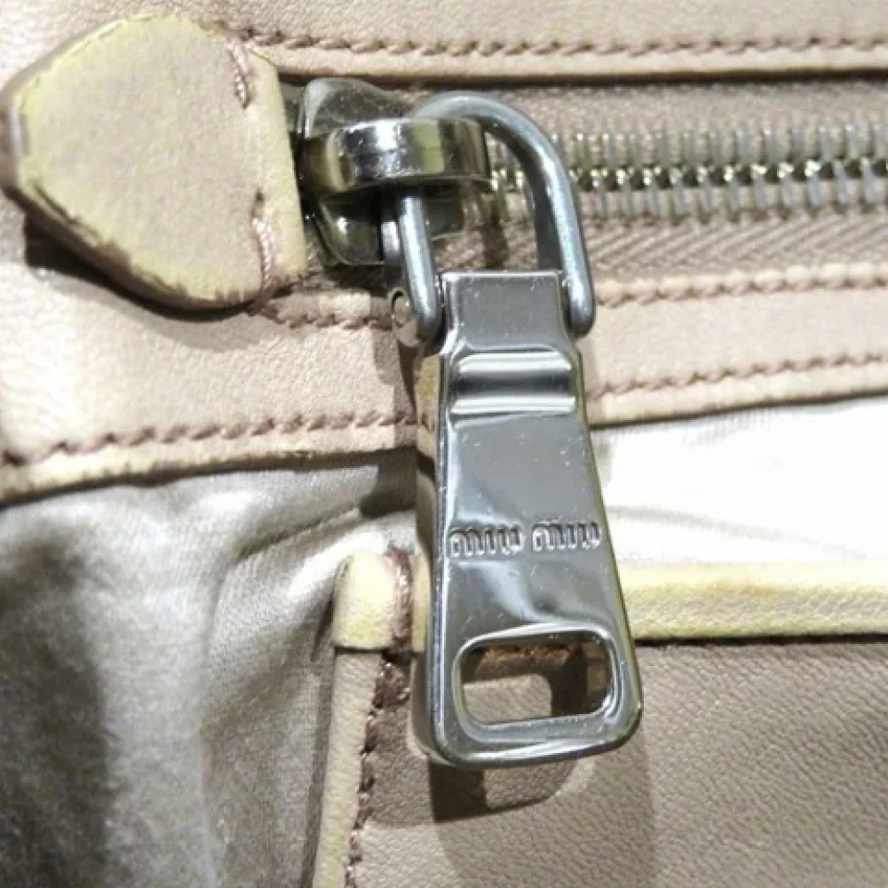 Miu Pre-owned Suede handbags Beige Dames