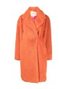manteau-en-fausse-fourrure-avec-revers