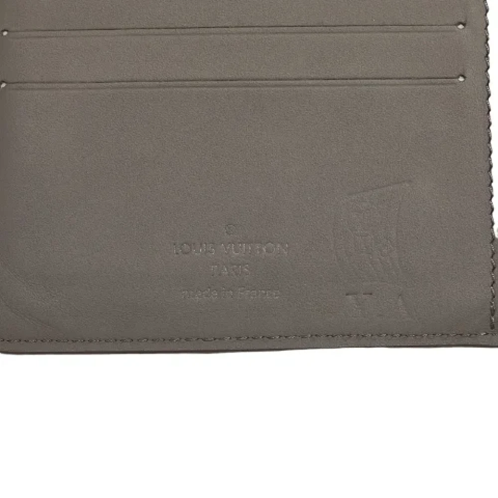 Louis Vuitton Vintage Pre-owned Leather wallets Gray Heren