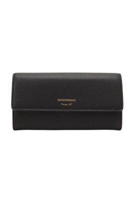 womens-wallet-with-snap-closure