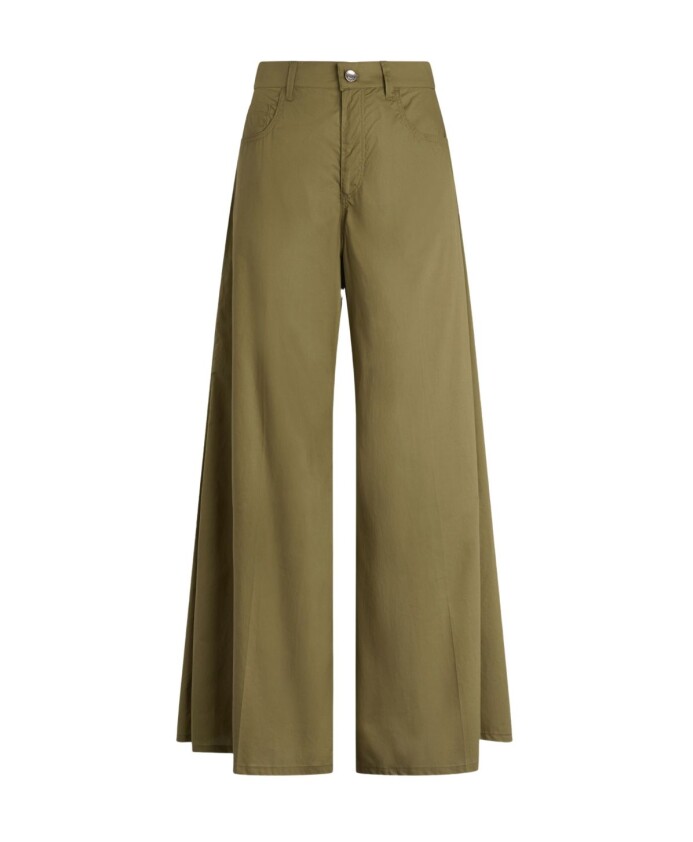 green-jeans-with-classic-five-pockets