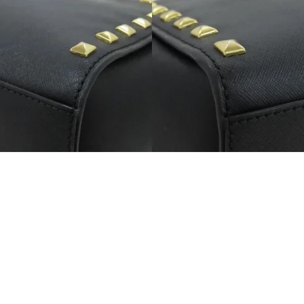 Michael Kors Pre-owned Fabric shoulder-bags Black Dames