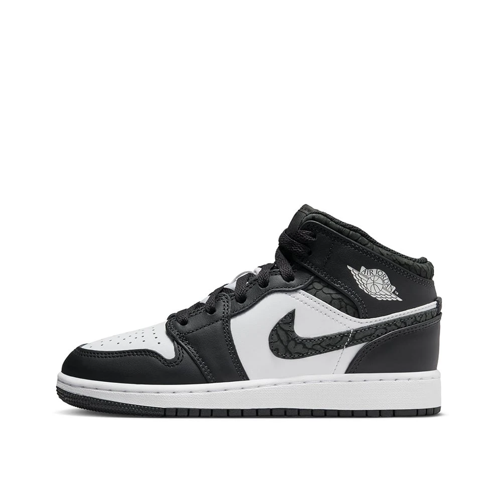 Jordan Black Air 1 Mid Se - Female - Trainers - 5 Uk - Sport