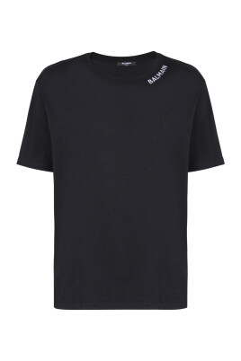 t-shirt-with-balain-ebroidery-on-the-neckline