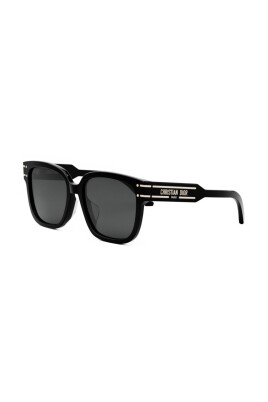stylish-sunglasses-for-every-look