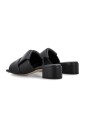 mules-slip-on-a-patchs