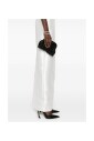 black-clutch-for-chic-evening-out