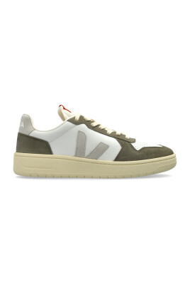 sport-shoes-v-82