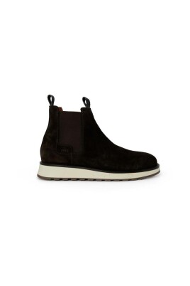 brown-suede-ankle-boots-with-heel