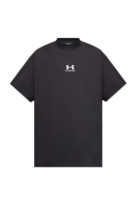 t-shirt-with-embroidered-logo