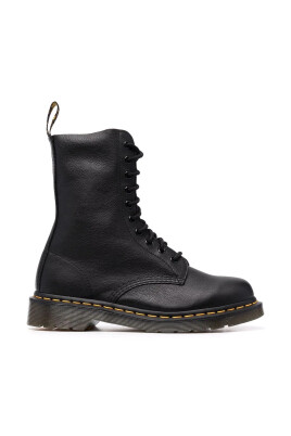 black-leather-ankle-boots