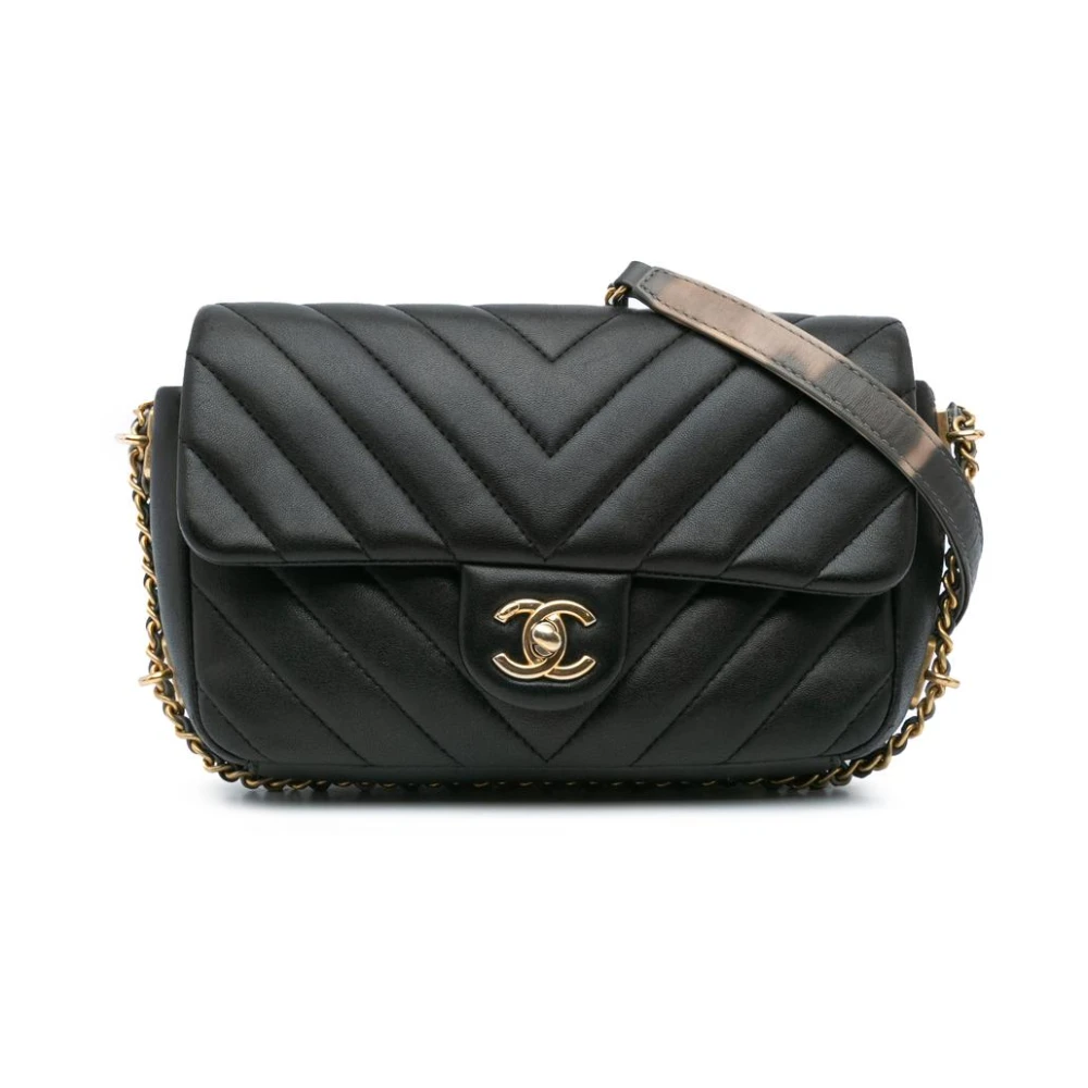 Chanel Vintage Women's Black Pre-Owned Chanel 19 Crossbody Quilted Lambskin