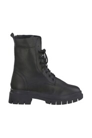 Black Casual Closed Booties