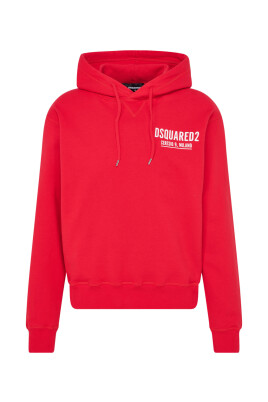 red-oversized-sweater-with-print
