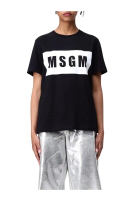 black-shortsleeve-tee-for-women