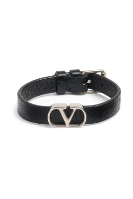 vlogo-signature-grainy-calfskin-bracelet