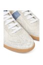 stijlvolle-sneakers-voor-mannen-en-vrouwen
