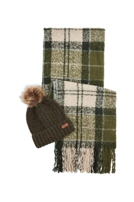 green-fabric-scarf-and-hat-set