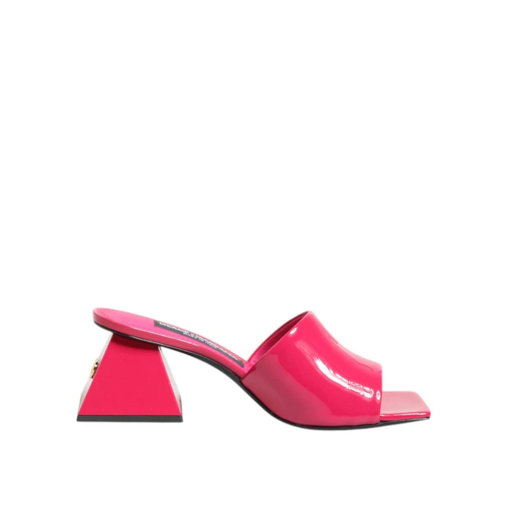 Dolce & Gabbana Rosa Sandaler Med Blockklack Och Guldtonad Logotyp
