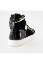 baskets-en-cuir-et-daim-bicolores