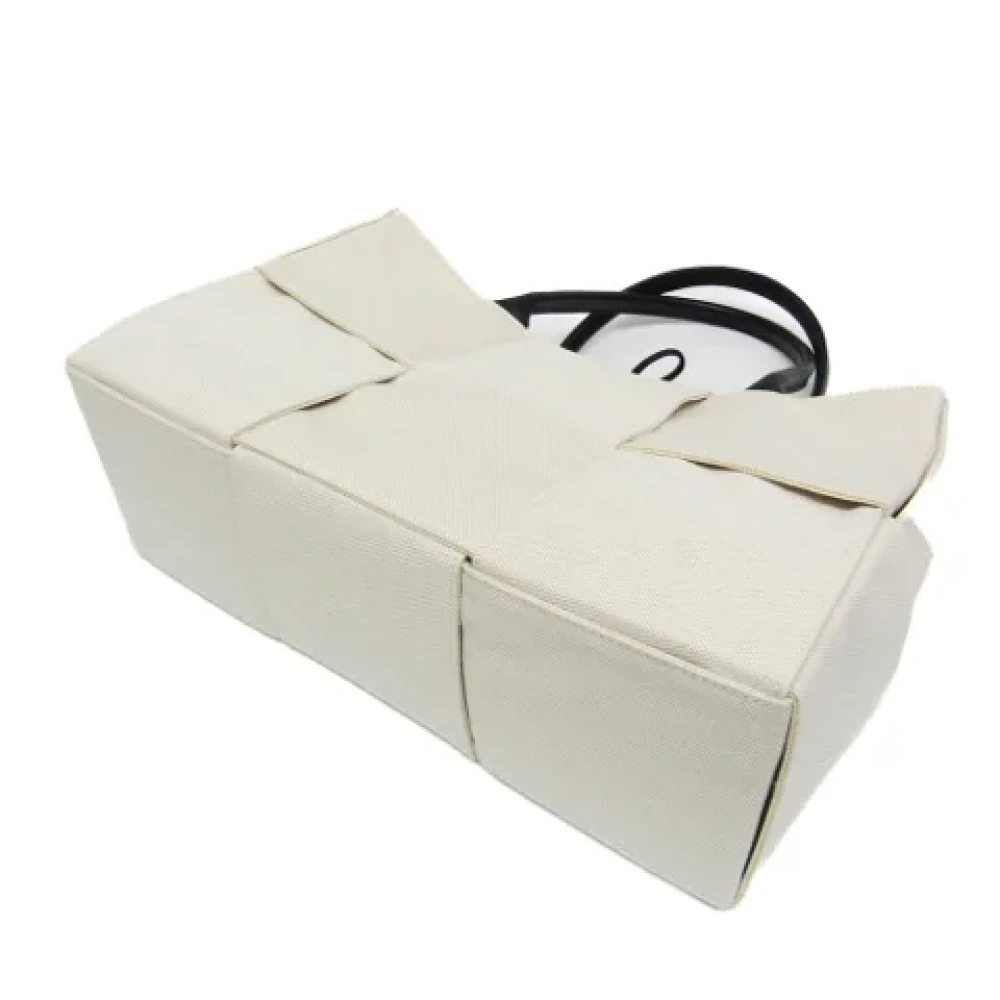 Bottega Veneta Vintage Pre-owned Canvas handbags White Dames