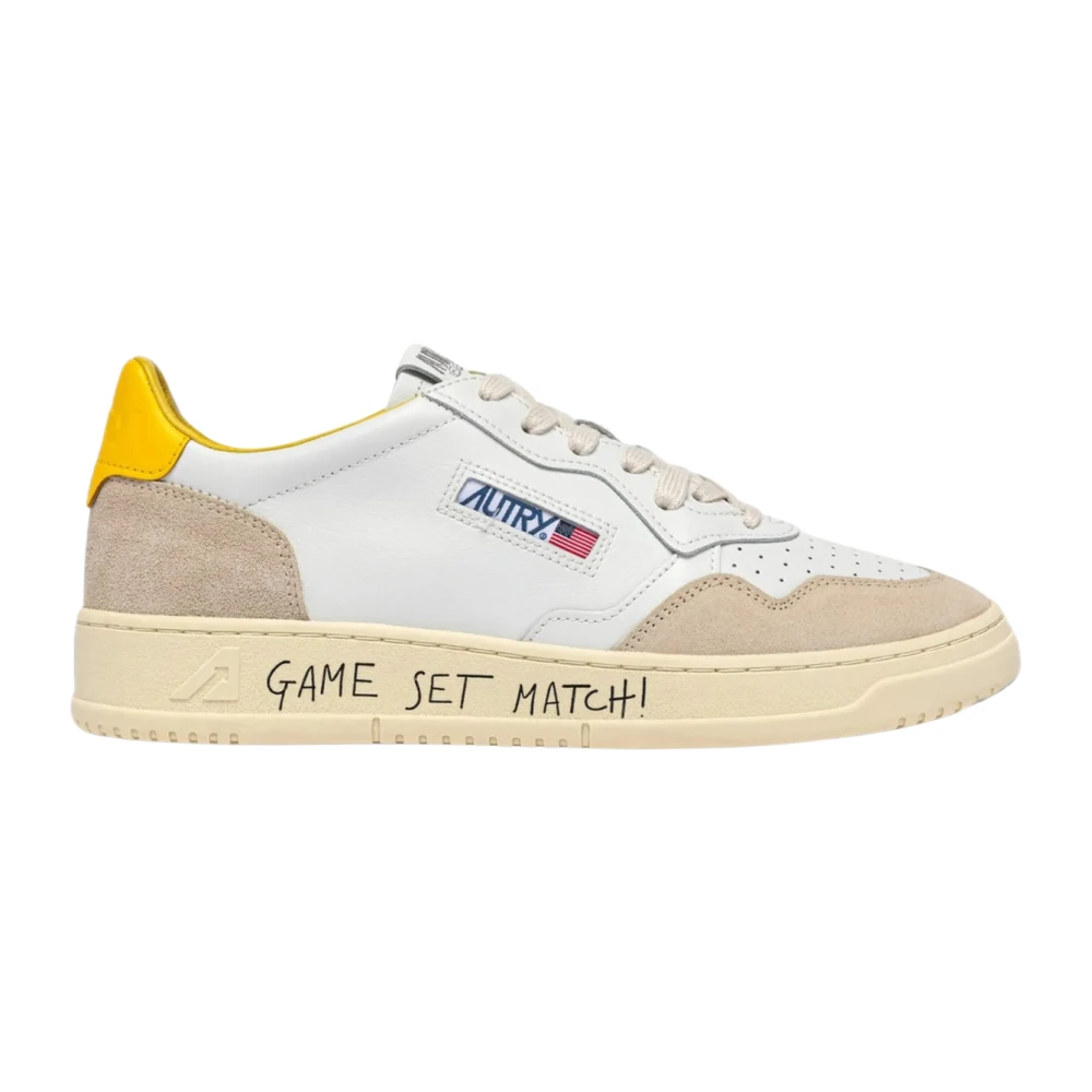Autry Low-Top Sneakers "Medalist" - Image 2