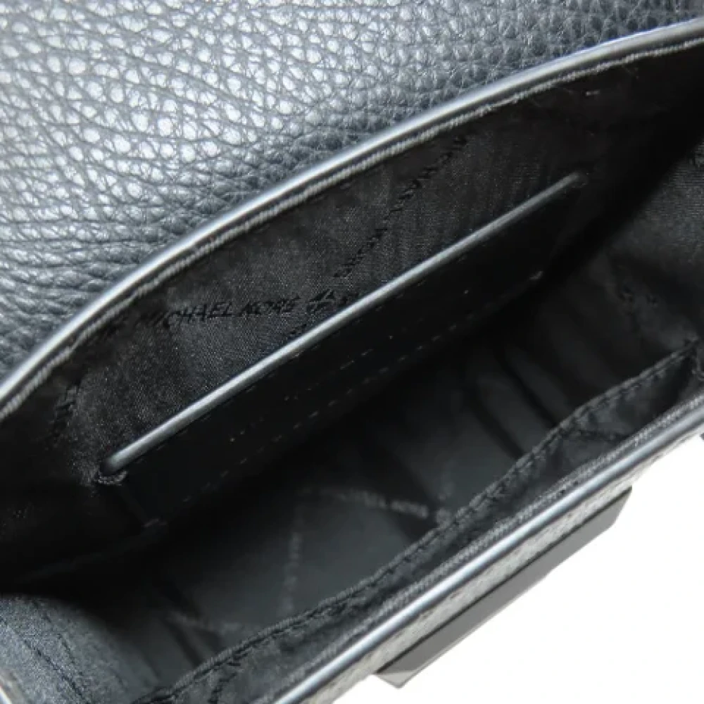 Michael Kors Pre-owned Leather shoulder-bags Black Dames