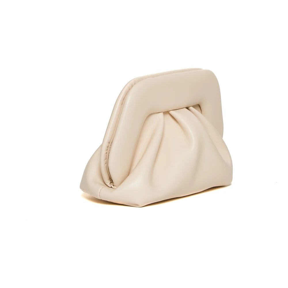 THEMOIRè Beige Shell Leren Clutch Tas Beige Dames