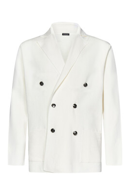 white-double-breasted-blazer-outerwear
