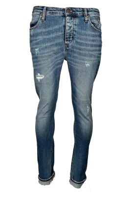 slim-fit-jeans