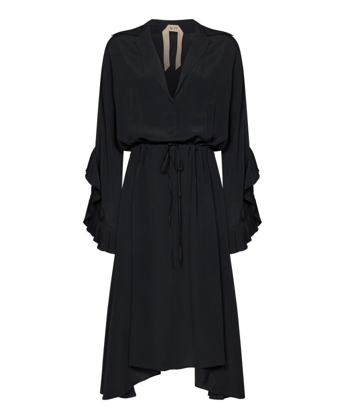 black-v-neck-dress-with-ruffles