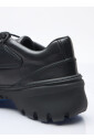 italiaanse-leren-sneakers-met-toggle-sluiting