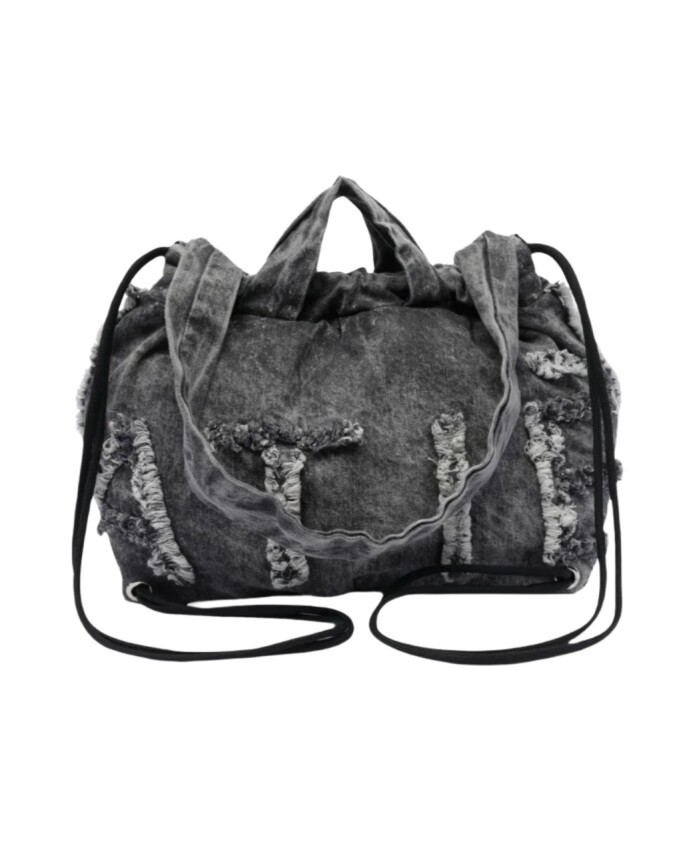sac-a-dos-en-jean-a-franges