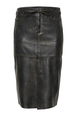 black-leather-skirt-classic-style