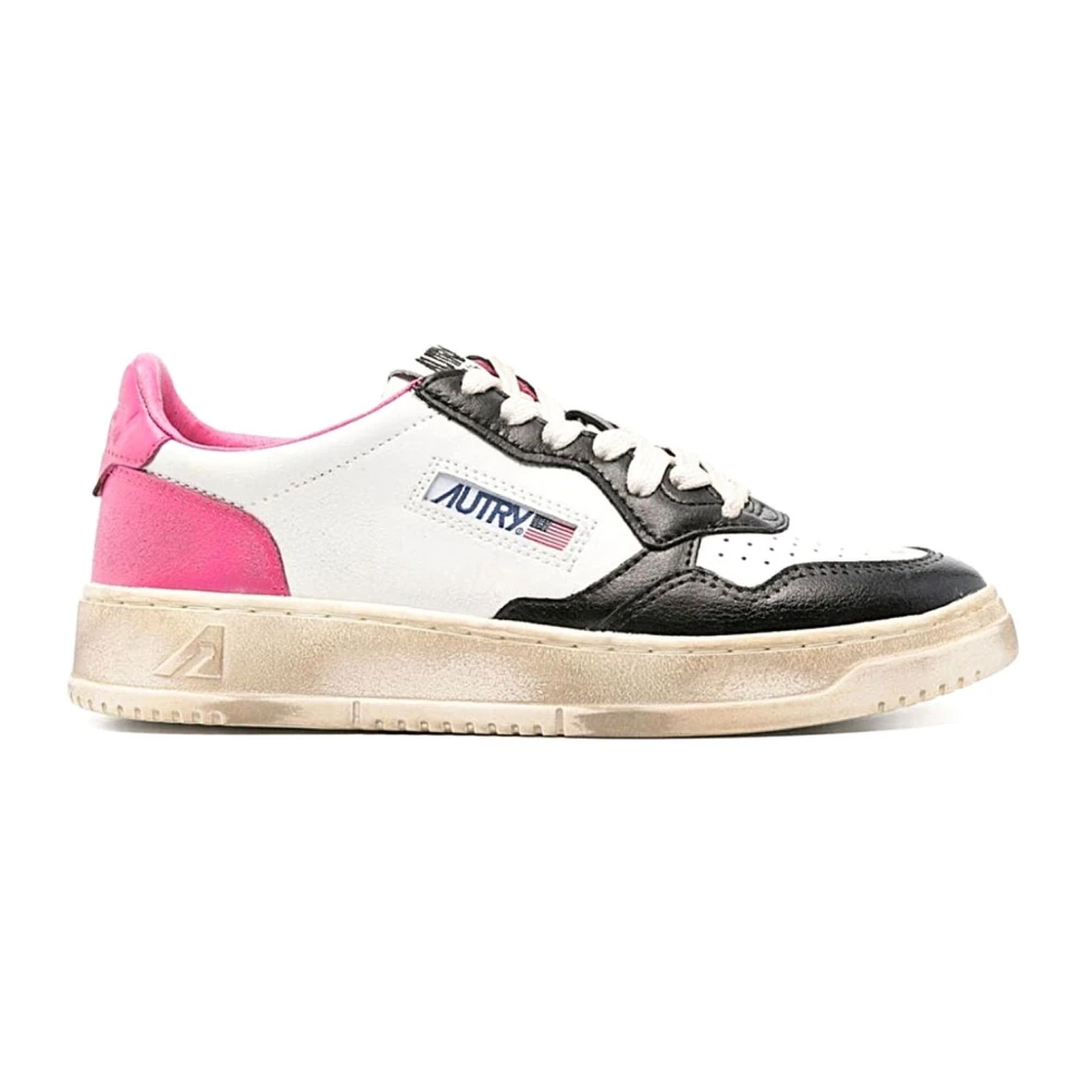 Autry Super Vintage Lage Sneakers Dames Schoenen Wit