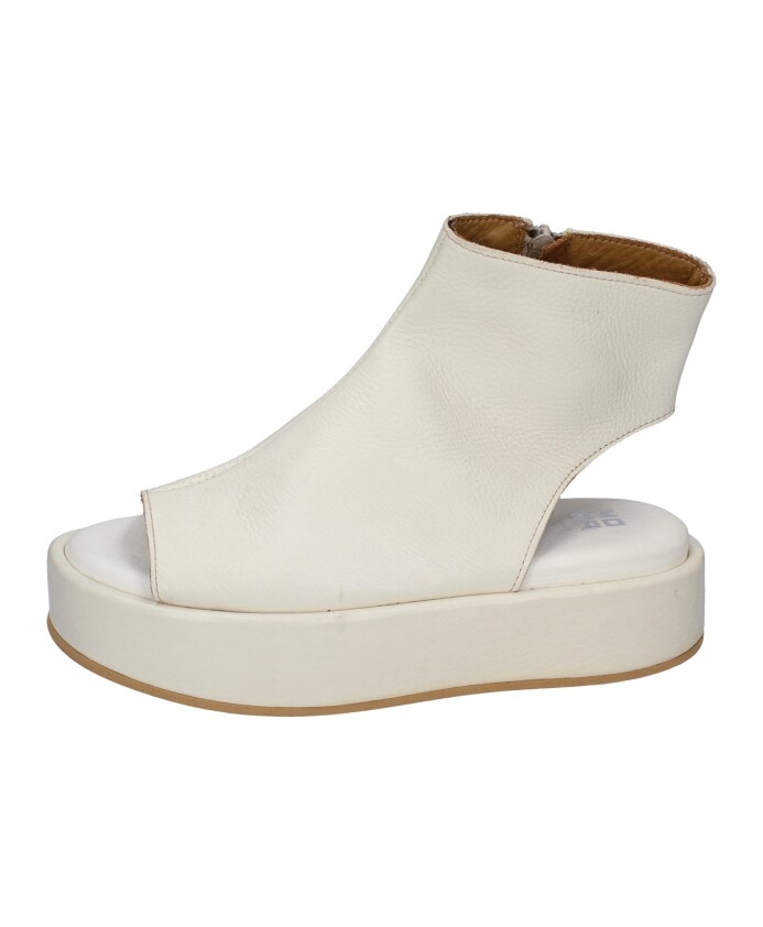 vintage-leather-ankle-boots