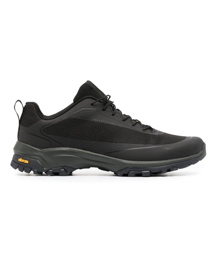 noir-lacets-impermeable-runner-v02