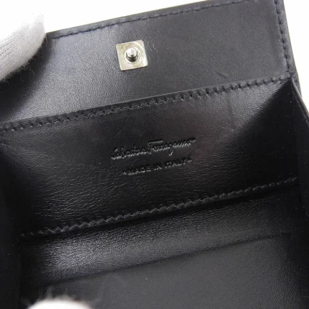 Salvatore Ferragamo Pre-owned Leather wallets Black Dames