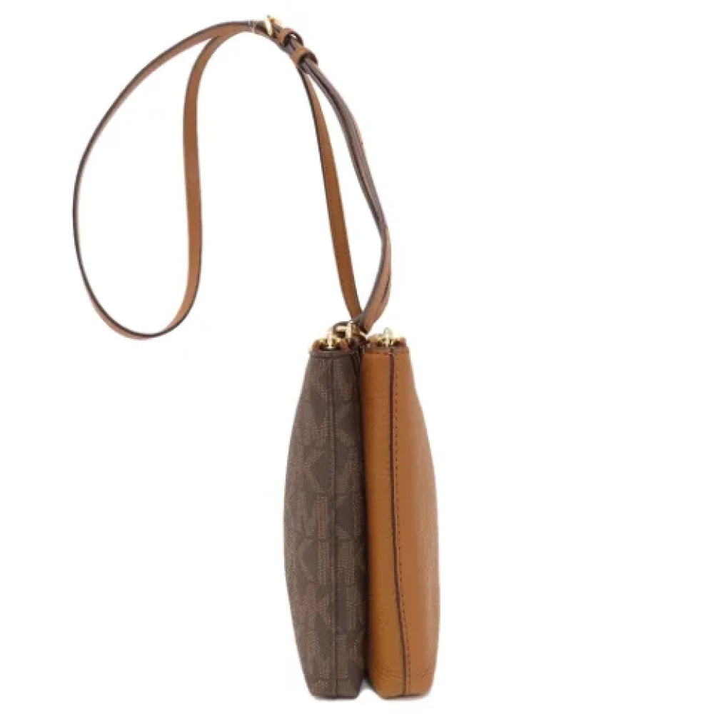 Michael Kors Pre-owned Plastic shoulder-bags Brown Dames