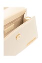 witte-leren-tas-met-gouden-logo