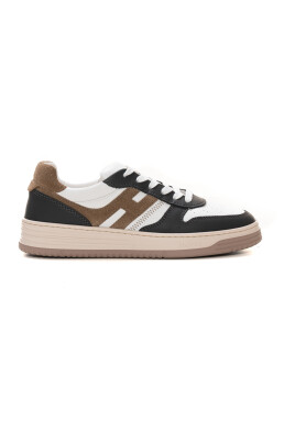 sneakers-en-cuir-avec-details-en-daim