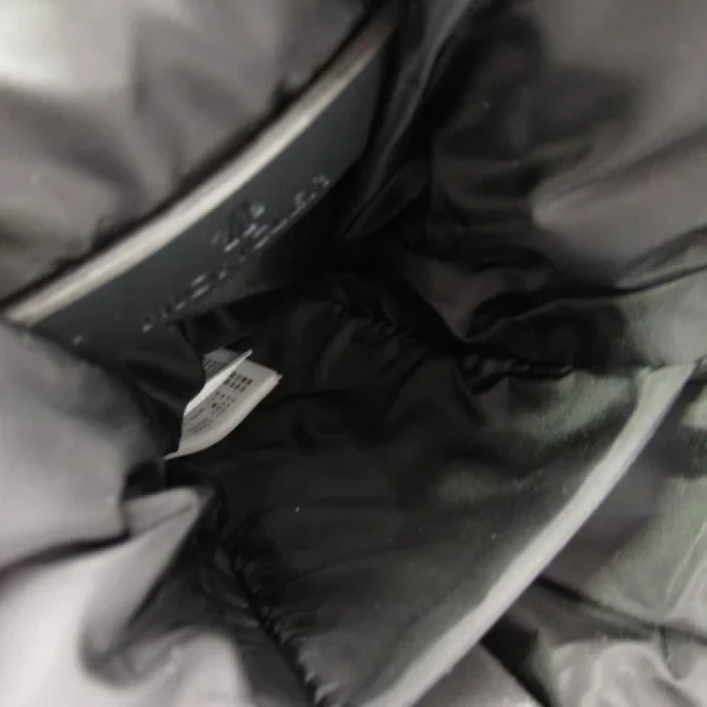 Moncler Pre-owned Fabric shoulder-bags Black Dames