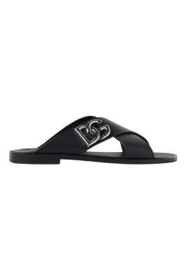 logo-detail-crossstrap-sandals